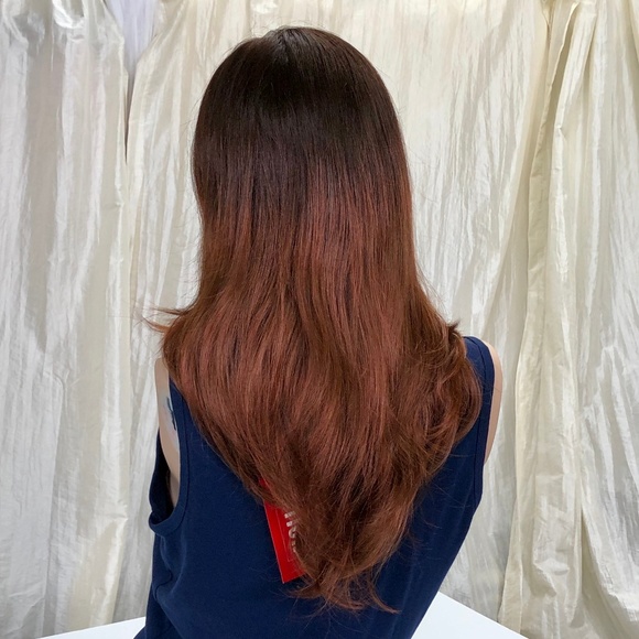 NWT Red Balayage Long Layers Mid Back Length Wig - Picture 2 of 8
